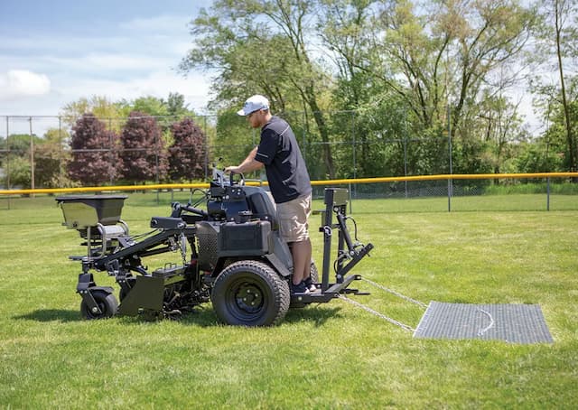 Plug or Slit Aerating